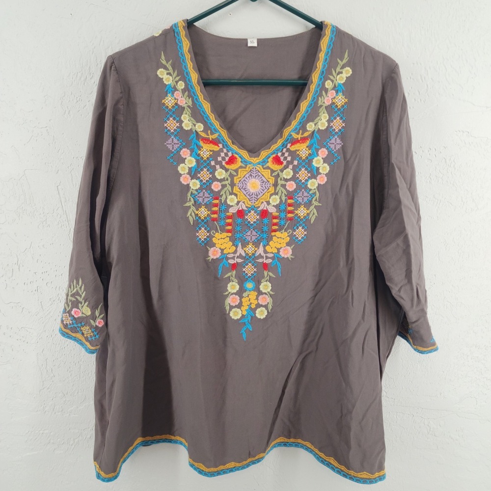 Womens XL Gray Embroidered Floral Boho Peasant Top Blouse